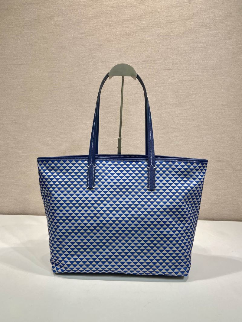 Pra*a tote bags